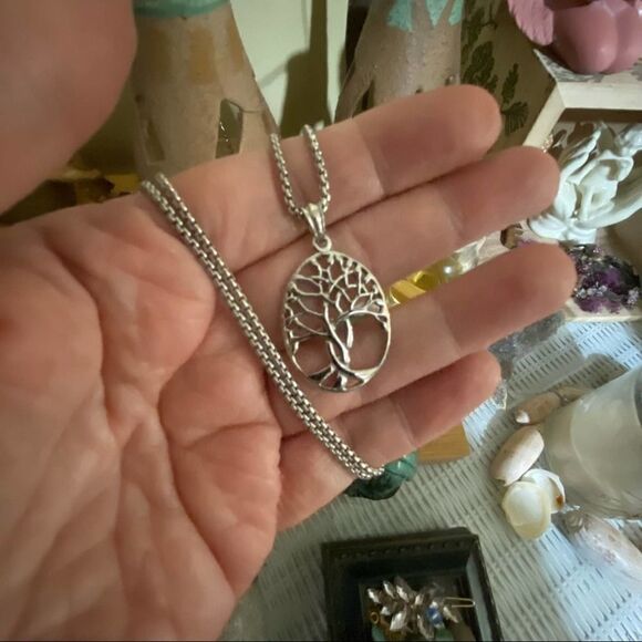 Tree Of Life Stainless Steel Necklace Rounded Box Chain - Picture 3 of 3